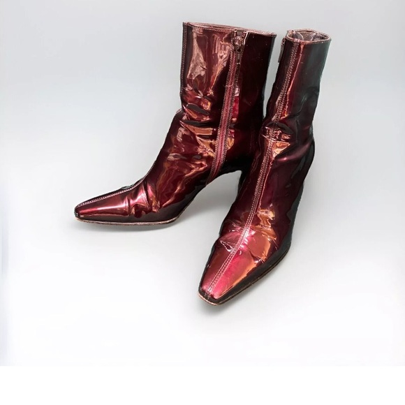 Stuart Weitzman Ruby Bordeaux Ankle Boots. Stunning Patent Leather, Comfortable! - Picture 4 of 9